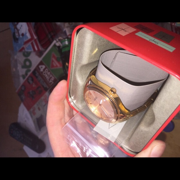 Fossil Gold Watch - Picture 2 of 5